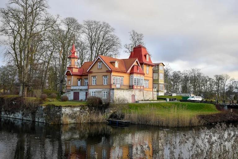 „Häärber” Tõstamaa mõisas 21. juulil: pilet 44 eurost